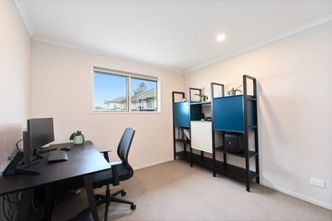 Photo of property in 11 Akeake Lane, Manurewa, Auckland, 2102