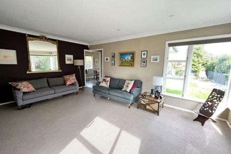 Photo of property in 51 Te Aute Road, Havelock North, 4130