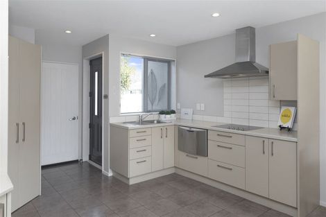 Photo of property in 2/2 Hamilton Avenue, Ilam, Christchurch, 8041