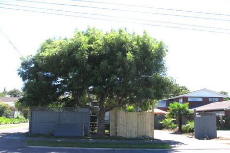 Photo of property in 2/138 Nile Road, Milford, Auckland, 0620