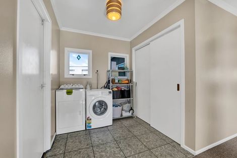 Photo of property in 1593 Mangorei Road, Mangorei, New Plymouth, 4371