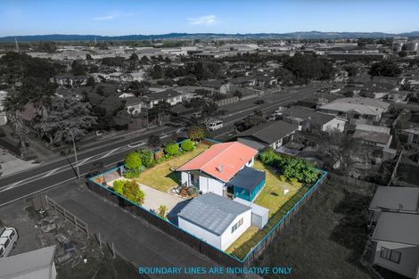 Photo of property in 121 Shifnal Drive, Randwick Park, Auckland, 2105