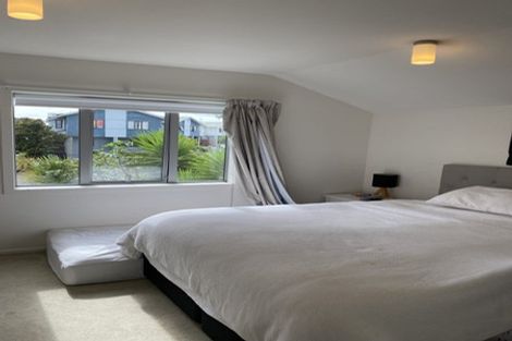 Photo of property in 8/6 John Jennings Drive, Oteha, Auckland, 0632