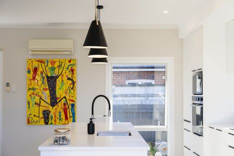 Photo of property in 25 Cranley Street, Musselburgh, Dunedin, 9013