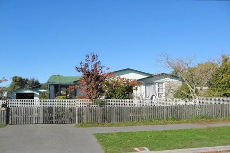 Photo of property in 44 Tyrone Street, Belfast, Christchurch, 8051