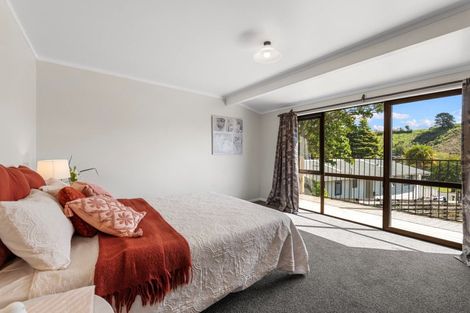 Photo of property in 96 Resolution Road, Welcome Bay, Tauranga, 3112