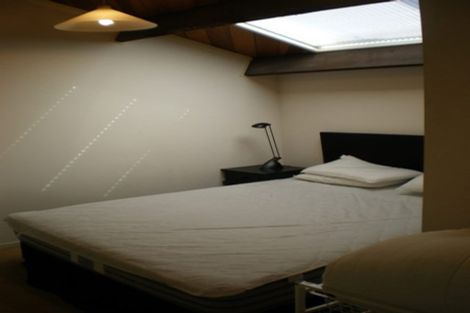 Photo of property in Metro Apartments, 19/220 Thorndon Quay, Pipitea, Wellington, 6011