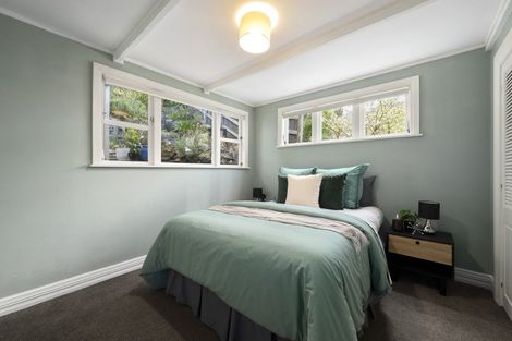 Photo of property in 69 Muritai Road, Eastbourne, Lower Hutt, 5013