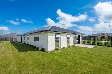 Photo of property in 4 Drylands Drive, Rolleston, 7614