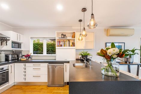 Photo of property in 2/46 Monarch Avenue, Hillcrest, Auckland, 0627