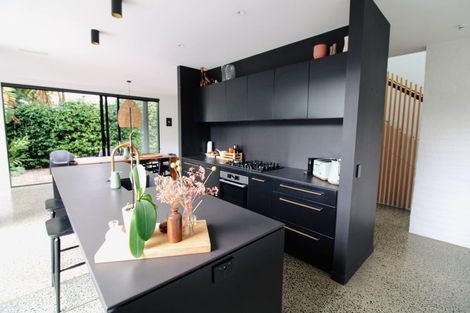 Photo of property in 19b Hart Road, Hauraki, Auckland, 0622