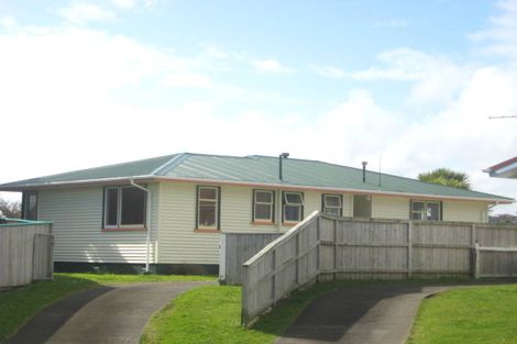 Photo of property in 15 Tohu Place, Spotswood, New Plymouth, 4310