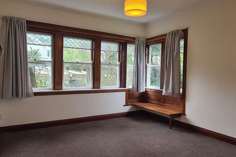 Photo of property in 1/7 Hinau Road, Hataitai, Wellington, 6021