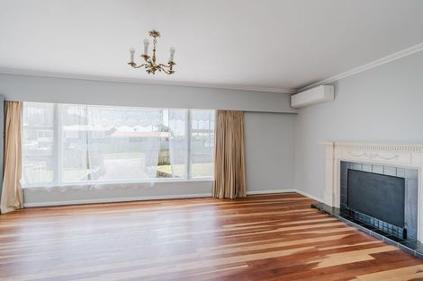 Photo of property in 1121 Heaphy Terrace, Fairfield, Hamilton, 3214