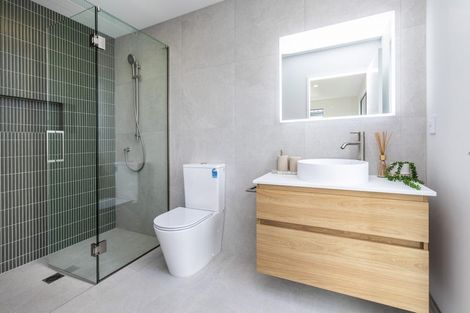 Photo of property in 100 Skibbereen Drive, Halswell, 8025