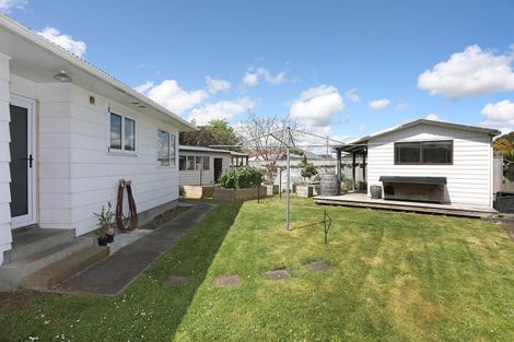 Photo of property in 10 Mansell Crescent, Bulls, 4818