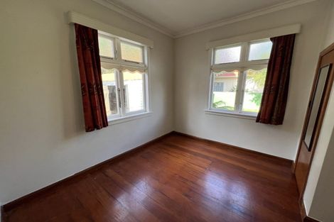 Photo of property in 5 Manuka Street, Hokowhitu, Palmerston North, 4410