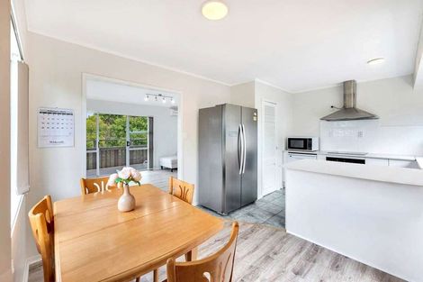 Photo of property in 1/11 Foley Place, Torbay, Auckland, 0632