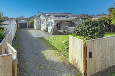 Photo of property in 102 Bell Street, Whanganui, 4500