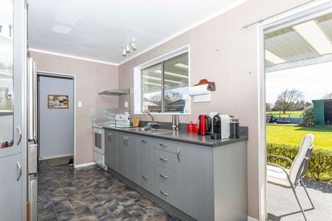 Photo of property in 32 Victor Street, Dannevirke, 4930
