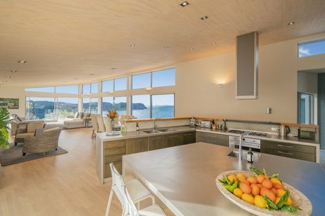 Photo of property in 28 Radar Road, Hot Water Beach, Whitianga, 3591