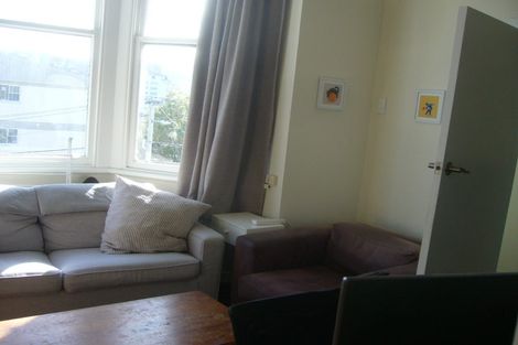 Photo of property in 4 Hawker Street, Mount Victoria, Wellington, 6011