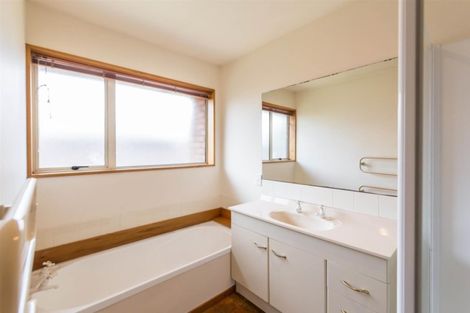 Photo of property in 53 Rempstone Drive, Halswell, Christchurch, 8025