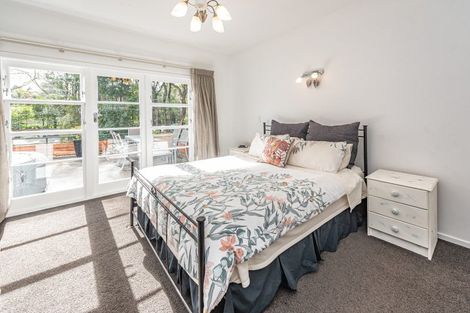 Photo of property in 16 Oakland Avenue, Saint Johns Hill, Whanganui, 4500