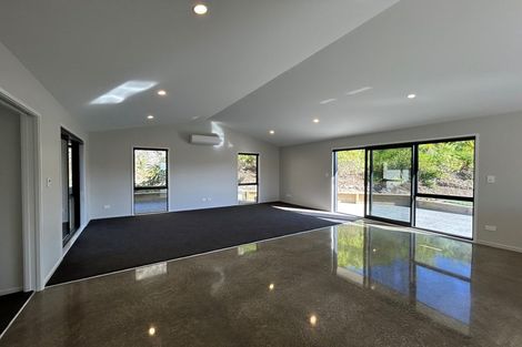 Photo of property in 67 Oak Road, Poraiti, Napier, 4112