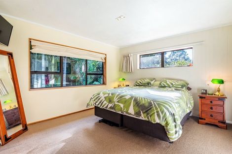 Photo of property in 34 Kereru Grove, Greenhithe, Auckland, 0632