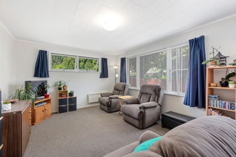 Photo of property in 4/49 Wilford Street, Wallaceville, Upper Hutt, 5018