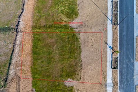 Photo of property in 35 Jeroboam Loop, Kumeu, 0810