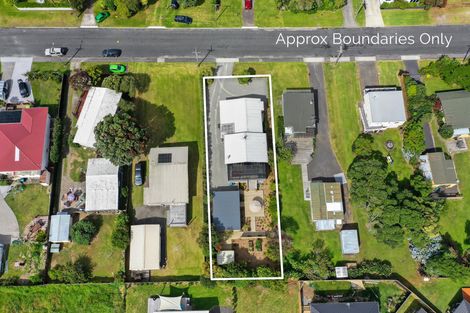 Photo of property in 44 Hillview Road, Waihi Beach, 3611
