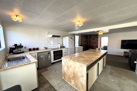Photo of property in 82 Salcombe Street, Kaitangata, 9210
