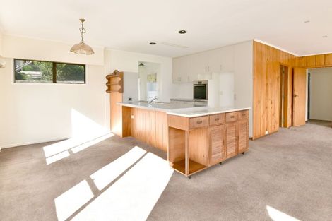 Photo of property in 63 Tindalls Bay Road, Tindalls Beach, Whangaparaoa, 0930