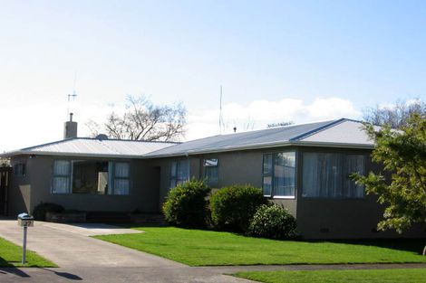 Photo of property in 27 Henare Street, West End, Palmerston North, 4412