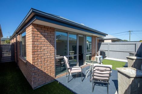 Photo of property in 8b Mortlake Street, Islington, Christchurch, 8042