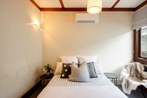 Photo of property in 122 Wellesley Road, Napier South, Napier, 4110