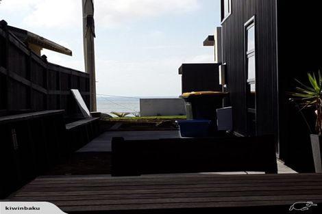 Photo of property in 14 Hamblyn Street, Strandon, New Plymouth, 4312