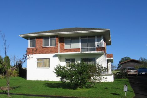 Photo of property in 42 Fielding Crescent, Farm Cove, Auckland, 2012