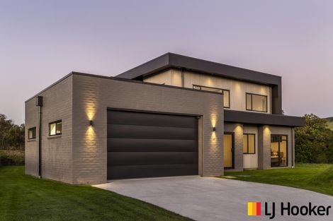 Photo of property in 32 Okaia Drive, Kinloch, Taupo, 3377