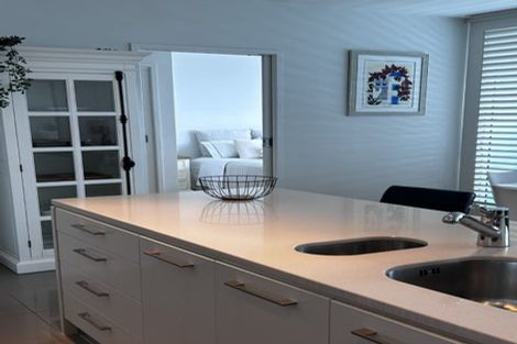 Photo of property in Sentinel Apartments, 402/3 Northcroft Street, Takapuna, Auckland, 0622