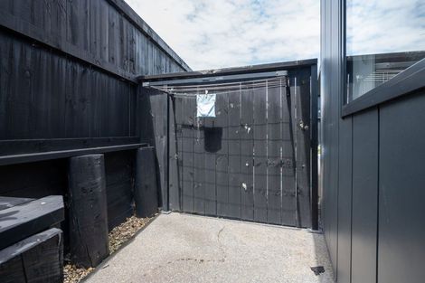 Photo of property in 2/2 English Street, Saint Andrews, Hamilton, 3200