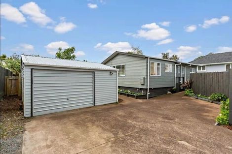 Photo of property in 1/12 Brookfield Road, Te Atatu Peninsula, Auckland, 0610