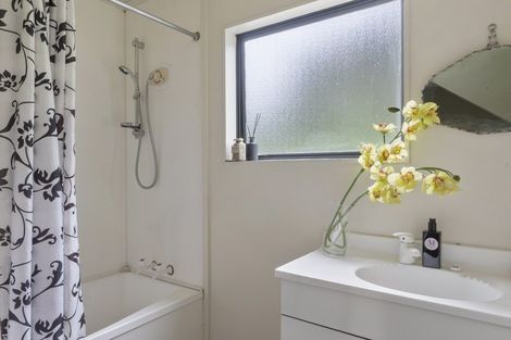 Photo of property in 30 Banbury Crescent, Fairfield, Hamilton, 3214