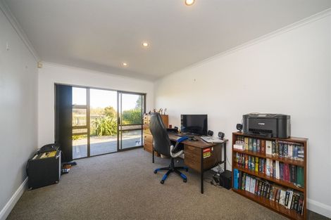 Photo of property in 33a Aintree Crescent, Awapuni, Palmerston North, 4412