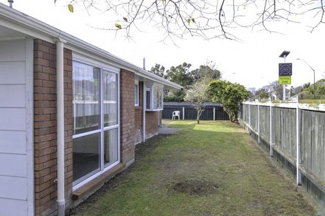 Photo of property in 509 Featherston Street, Roslyn, Palmerston North, 4414