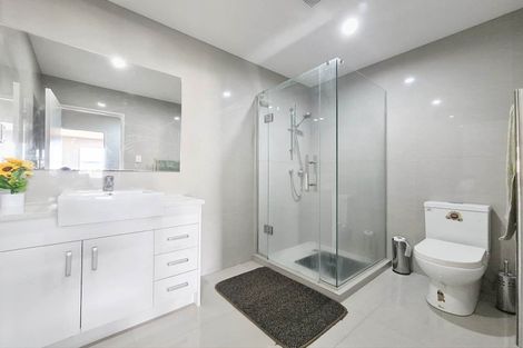Photo of property in 11 Rosewell Crescent, Flat Bush, Auckland, 2019