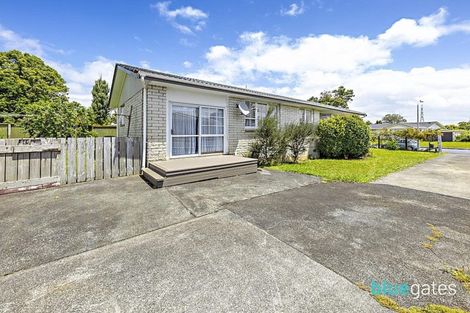 Photo of property in 6 Joanne Place, Rosehill, Papakura, 2113