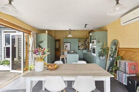 Photo of property in 11 Havelock Street, Phillipstown, Christchurch, 8011